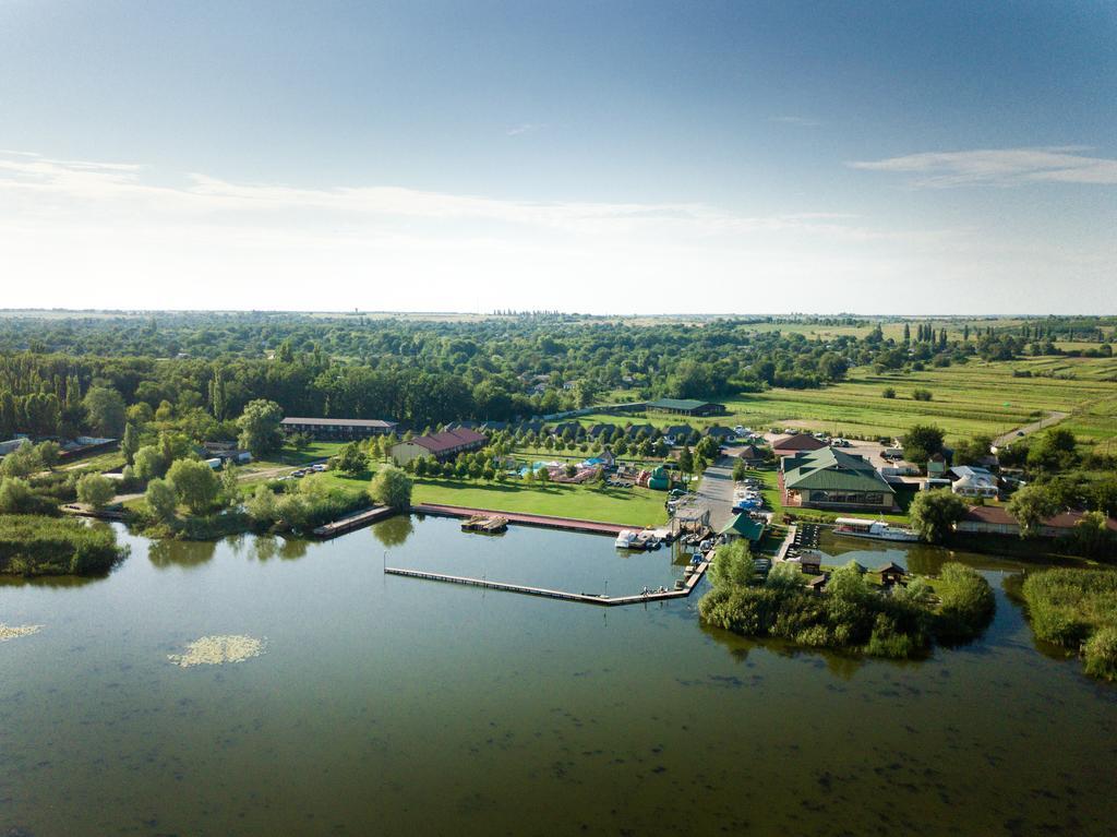 Bereg Holiday Park Svetlogorskoye ภายนอก รูปภาพ